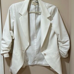 White Elizabeth and James Blazer size 6